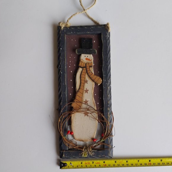 Wooden Snowman Wall Plaque - Picture 3 of 4